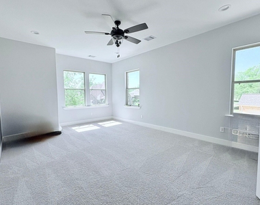 55 Ruskin Drive W - Photo Thumbnail 19