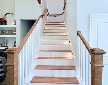 55 Ruskin Drive W - Photo Thumbnail 5