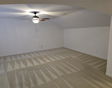 19427 Egret Wood Way - Photo Thumbnail 10