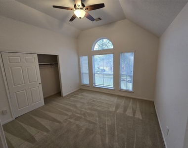 19427 Egret Wood Way - Photo Thumbnail 7