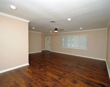 10034 Cedardale Drive - Photo Thumbnail 10