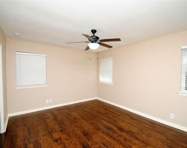 10034 Cedardale Drive - Photo Thumbnail 32