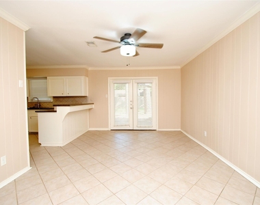 10034 Cedardale Drive - Photo Thumbnail 15