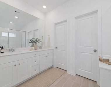 6215 Twisted Knoll Court - Photo Thumbnail 7