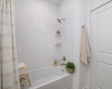 6215 Twisted Knoll Court - Photo Thumbnail 13