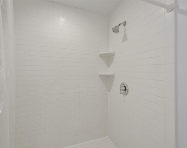 8415 Braesdale Lane - Photo Thumbnail 26