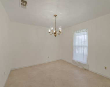 8415 Braesdale Lane - Photo Thumbnail 6