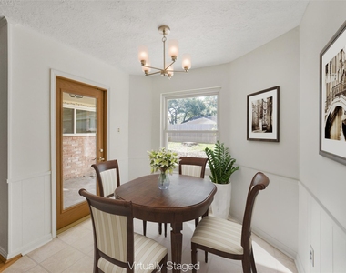 8415 Braesdale Lane - Photo Thumbnail 11
