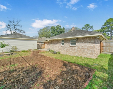 8415 Braesdale Lane - Photo Thumbnail 31