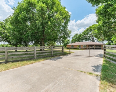 18211 Mueschke Road - Photo Thumbnail 37