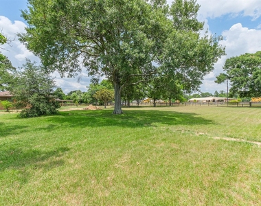 18211 Mueschke Road - Photo Thumbnail 6