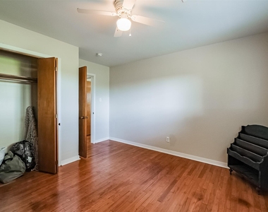 18211 Mueschke Road - Photo Thumbnail 33