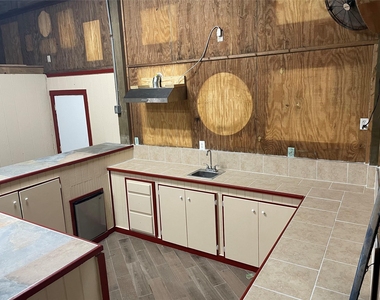 544 Marlin Street - Photo Thumbnail 2