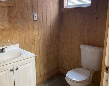 544 Marlin Street - Photo Thumbnail 6