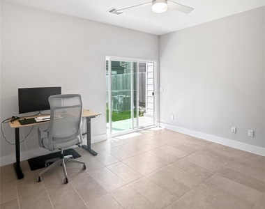 4702 Oats Street - Photo Thumbnail 14