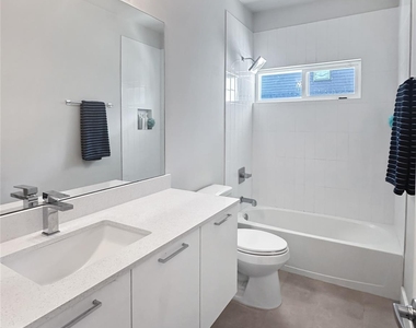4702 Oats Street - Photo Thumbnail 13