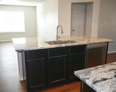 13918 Nicolet Arbor Lane - Photo Thumbnail 5