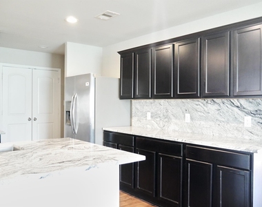 13918 Nicolet Arbor Lane - Photo Thumbnail 7