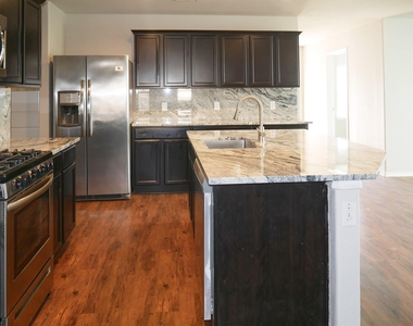 13918 Nicolet Arbor Lane - Photo Thumbnail 9