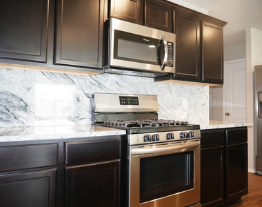 13918 Nicolet Arbor Lane - Photo Thumbnail 12