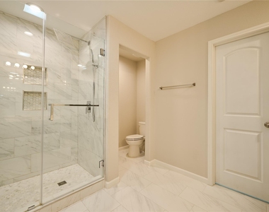 13918 Nicolet Arbor Lane - Photo Thumbnail 21