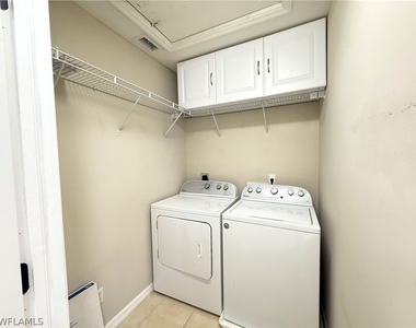 9723 Heatherstone Lake Court - Photo Thumbnail 21