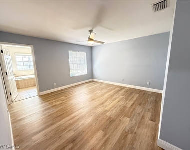 9723 Heatherstone Lake Court - Photo Thumbnail 25