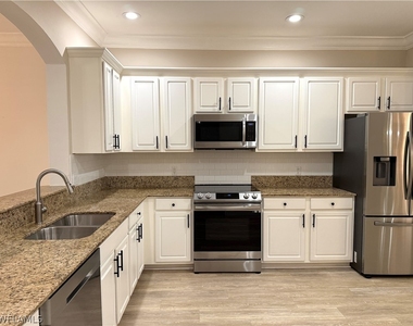 9723 Heatherstone Lake Court - Photo Thumbnail 7
