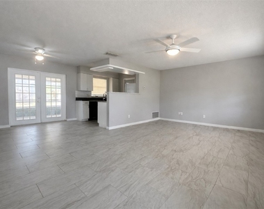 424 Cactus Circle - Photo Thumbnail 1