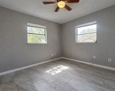 424 Cactus Circle - Photo Thumbnail 9