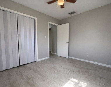 424 Cactus Circle - Photo Thumbnail 8