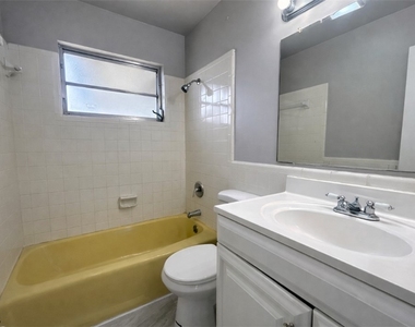 424 Cactus Circle - Photo Thumbnail 10