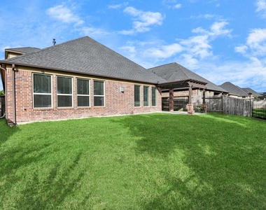 18631 Fairmont Springs Court - Photo Thumbnail 11