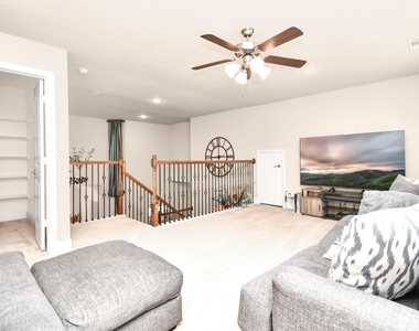 18631 Fairmont Springs Court - Photo Thumbnail 5