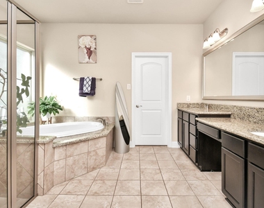 18631 Fairmont Springs Court - Photo Thumbnail 9