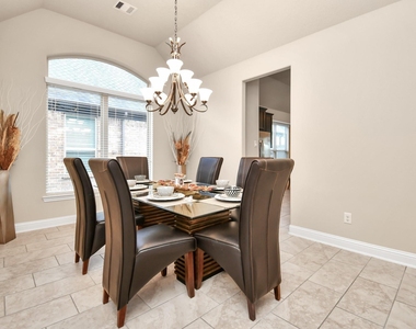 18631 Fairmont Springs Court - Photo Thumbnail 4