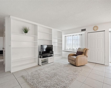 3315 58th Avenue S - Photo Thumbnail 20