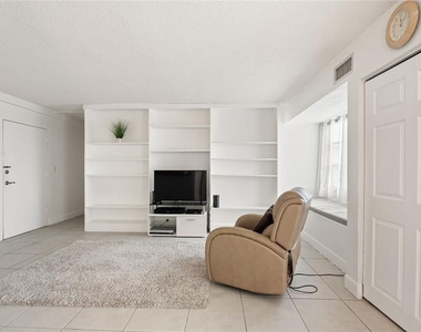 3315 58th Avenue S - Photo Thumbnail 22