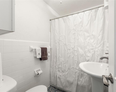 3315 58th Avenue S - Photo Thumbnail 16