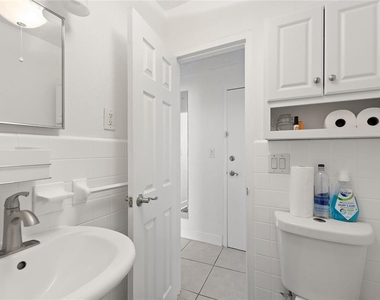 3315 58th Avenue S - Photo Thumbnail 17