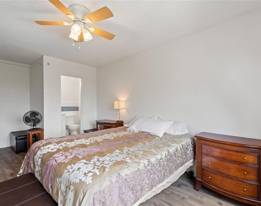 3315 58th Avenue S - Photo Thumbnail 12