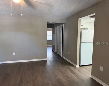 4400 Millwood Road - Photo Thumbnail 2