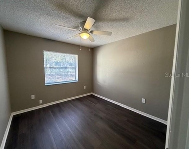 4400 Millwood Road - Photo Thumbnail 15