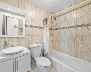1035 Ave Ashford - Photo Thumbnail 15