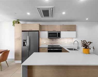 1511 Ponce De Leon Avenue - Photo Thumbnail 3