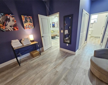 2075 Jewell Avenue - Photo Thumbnail 41