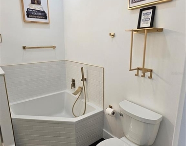 2075 Jewell Avenue - Photo Thumbnail 46