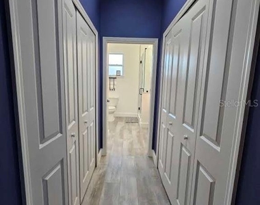2075 Jewell Avenue - Photo Thumbnail 40
