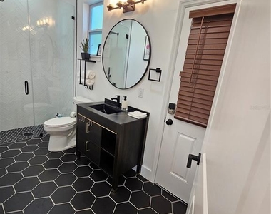 2075 Jewell Avenue - Photo Thumbnail 51