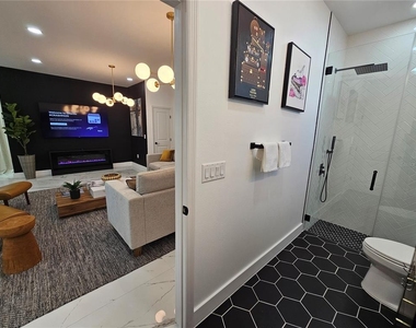 2075 Jewell Avenue - Photo Thumbnail 48
